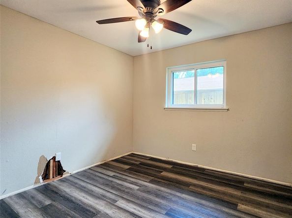 338  Wildbriar Drive , Garland Texas 75043