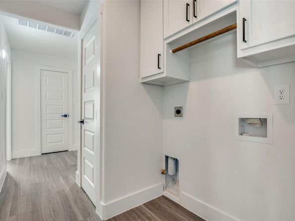 3702  Brandon Street , Dallas Texas 75211