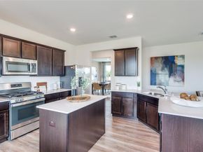 204  Pine Street , Azle Texas 75114