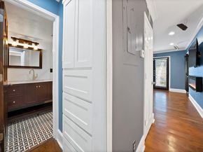 10203  Regal Oaks Drive  101, Dallas Texas 75230
