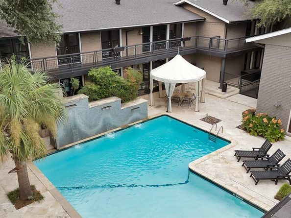 10203  Regal Oaks Drive  101, Dallas Texas 75230