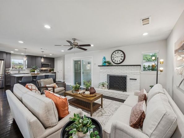 3243  Princess Lane , Dallas Texas 75229