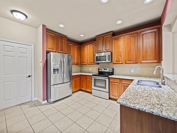 6833  Sandshell Boulevard , Fort Worth Texas 76137