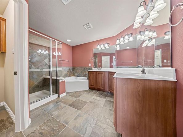 6833  Sandshell Boulevard , Fort Worth Texas 76137