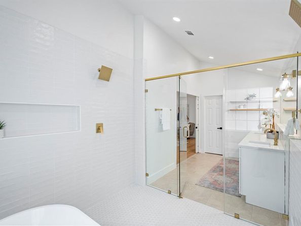 7123  Vivian Avenue , Dallas Texas 75223