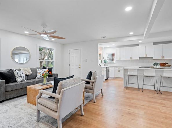 7123  Vivian Avenue , Dallas Texas 75223