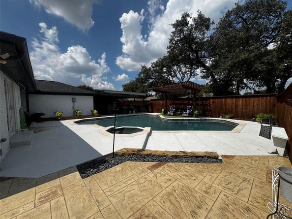 1001  Morningstar Trail , Richardson Texas 75081