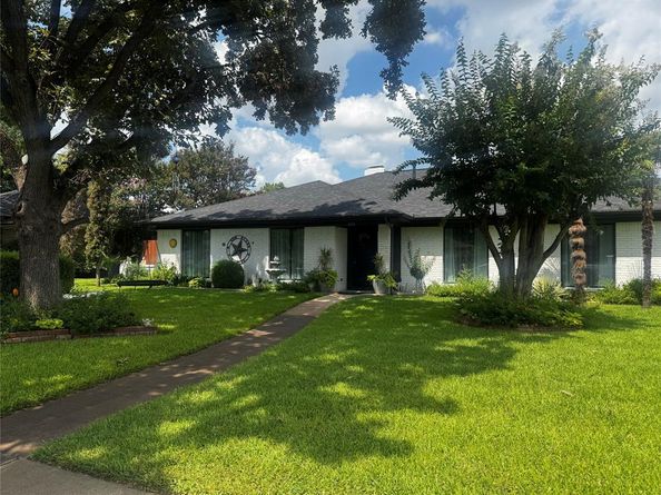 1001  Morningstar Trail , Richardson Texas 75081