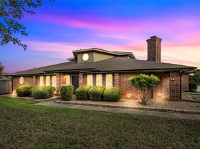 210  Oak Trail Drive , Double Oak Texas 75077