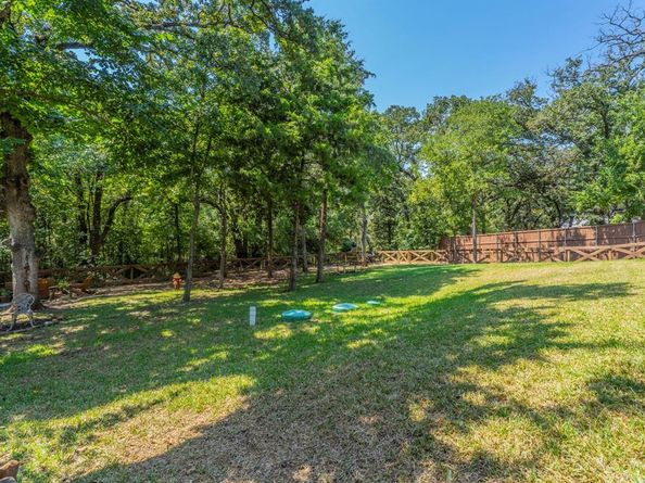 423  Ensign Lane , Oak Point Texas 75068