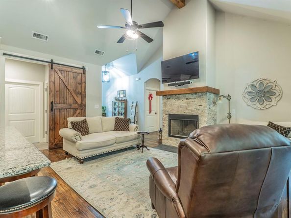423  Ensign Lane , Oak Point Texas 75068