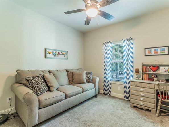 423  Ensign Lane , Oak Point Texas 75068