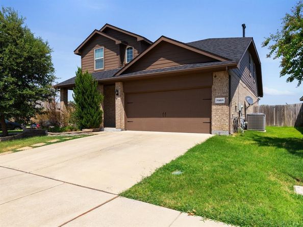 7901  Mosspark Lane , Fort Worth Texas 76123