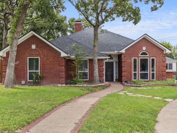 2315  Ox Bow Court , Arlington Texas 76006