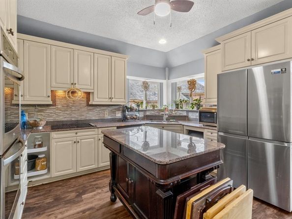 2315  Ox Bow Court , Arlington Texas 76006