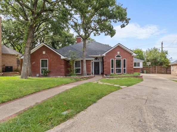 2315  Ox Bow Court , Arlington Texas 76006