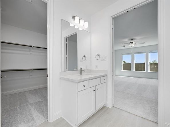 415  Chatham Drive , Oak Point Texas 75068