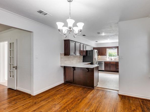 6018  Martel Avenue , Dallas Texas 75206