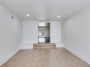 6018  Martel Avenue , Dallas Texas 75206