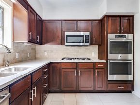 6018  Martel Avenue , Dallas Texas 75206