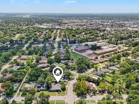 1022  Bardfield Avenue , Garland Texas 75041
