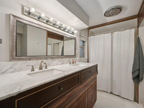 1022  Bardfield Avenue , Garland Texas 75041