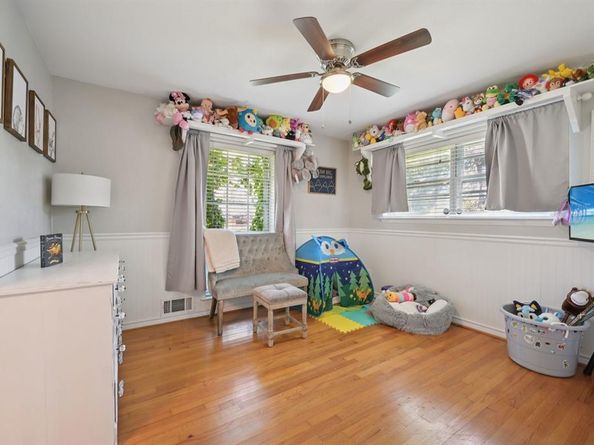 1022  Bardfield Avenue , Garland Texas 75041