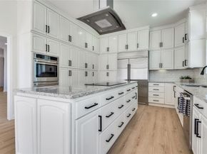 7624  Carta Valley Court , Dallas Texas 75248
