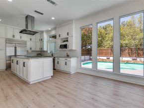 7624  Carta Valley Court , Dallas Texas 75248