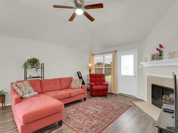 Undisclosed Address #21028894, Denton Texas 76207