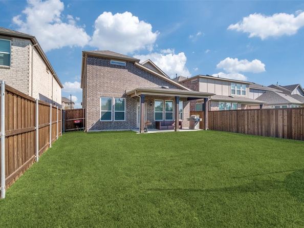 2769  Henson Lane , Garland Texas 75040