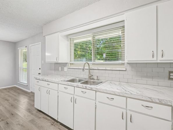 610  Scottsboro Lane , Dallas Texas 75241