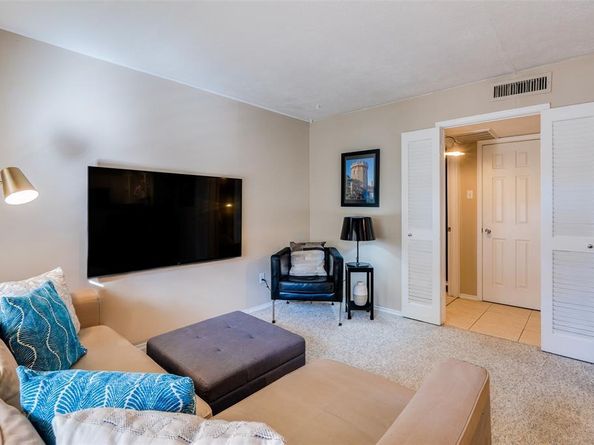 4215  Avondale Avenue  210, Dallas Texas 75219