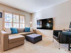 4215  Avondale Avenue  210, Dallas Texas 75219
