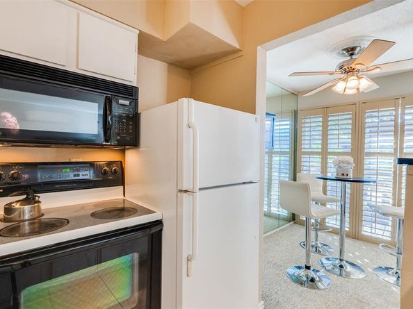 4215  Avondale Avenue  210, Dallas Texas 75219