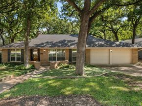 3408  Lynnwood Drive , Arlington Texas 76013