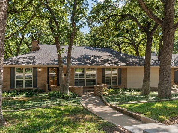 3408  Lynnwood Drive , Arlington Texas 76013