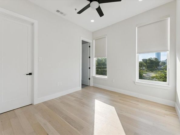 1508  Seegar Street  101, Dallas Texas 75215