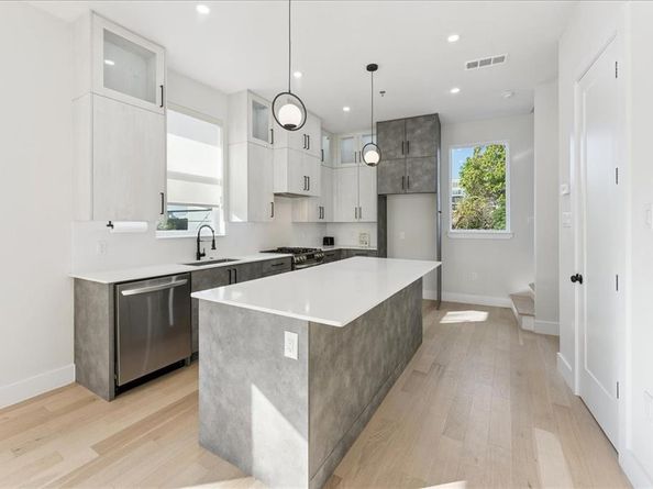 1508  Seegar Street  101, Dallas Texas 75215