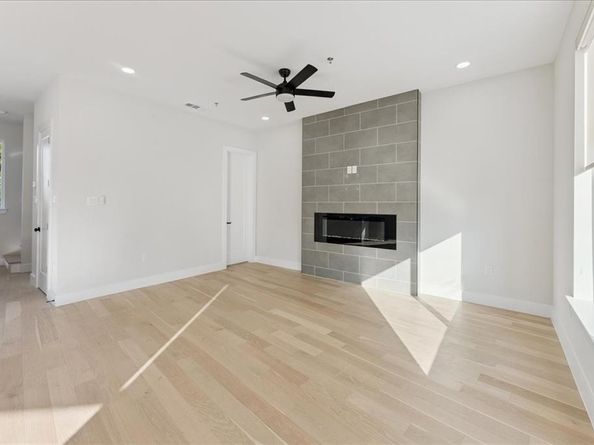 1508  Seegar Street  101, Dallas Texas 75215