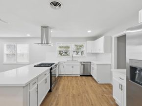 11382  Rupley Lane , Dallas Texas 75218