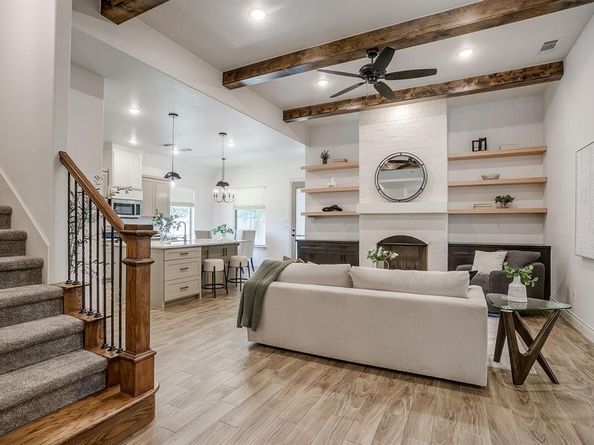512  Isbell Road , Fort Worth Texas 76114