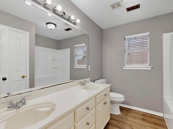 1705  Clover Hill Road , Mansfield Texas 76063