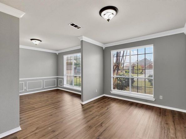 1705  Clover Hill Road , Mansfield Texas 76063