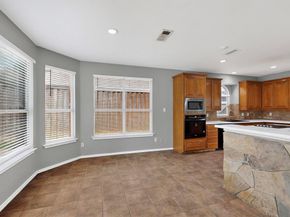 1705  Clover Hill Road , Mansfield Texas 76063