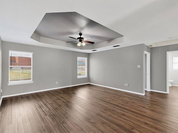 1705  Clover Hill Road , Mansfield Texas 76063