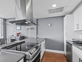 6211 W Northwest Highway  500, Dallas Texas 75225