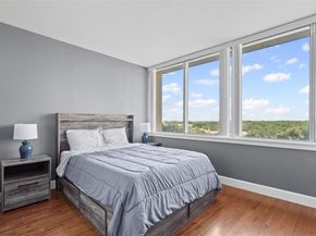 6211 W Northwest Highway  500, Dallas Texas 75225
