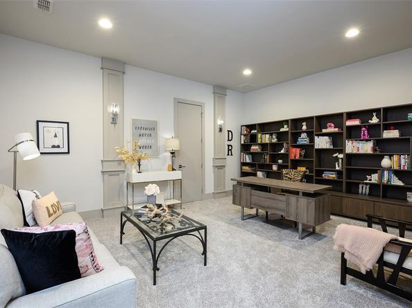 6719  Northwood Road , Dallas Texas 75225