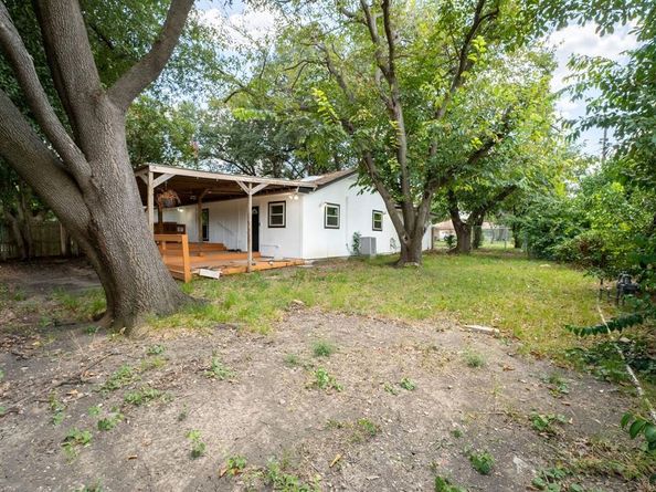 3207  Truxillo Street , Dallas Texas 75228